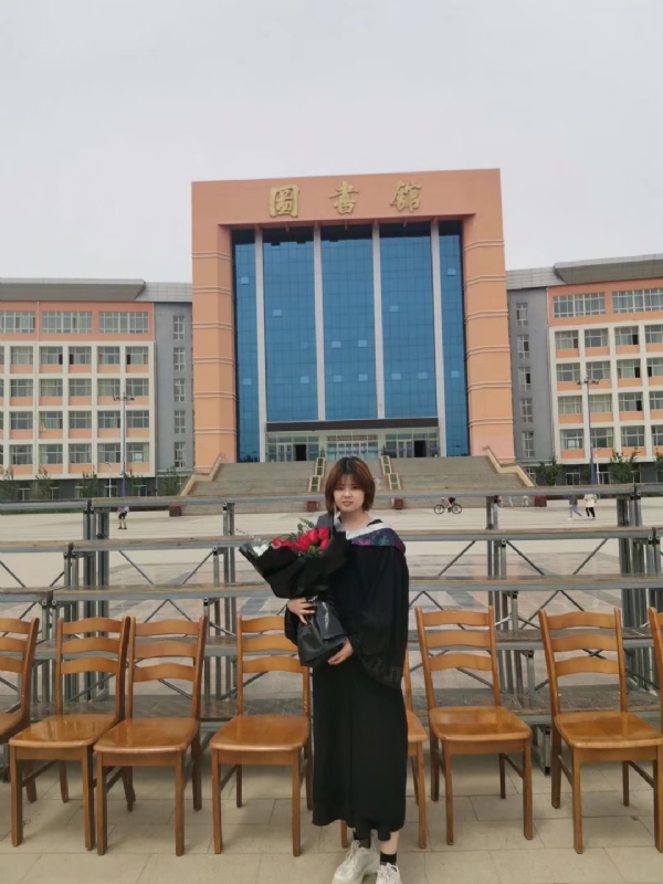 铁锤妹妹的第一张照片--阜阳相亲服务中心