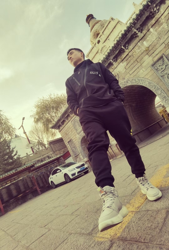 相会的第一张照片--阜阳相亲服务中心