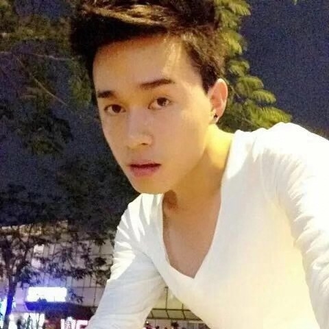 爱与不爱的第一张照片--阜阳相亲服务中心