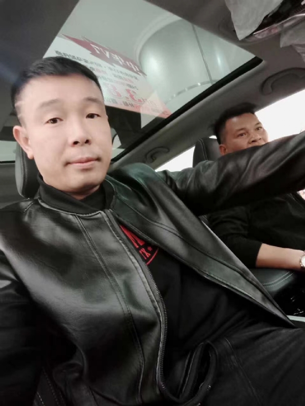 醉红尘的第一张照片--阜阳相亲服务中心