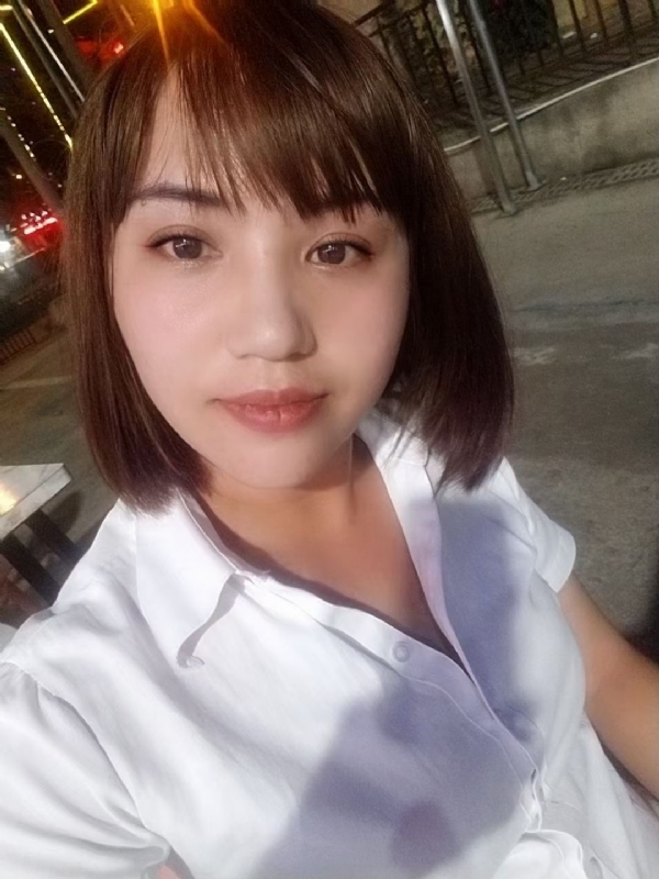 CC的第二张照片--阜阳相亲服务中心