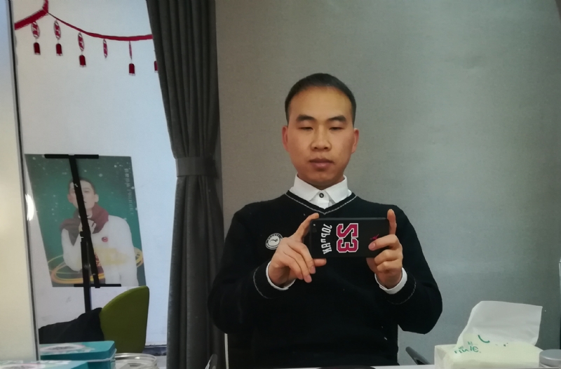 恬淡的第一张照片--阜阳相亲服务中心