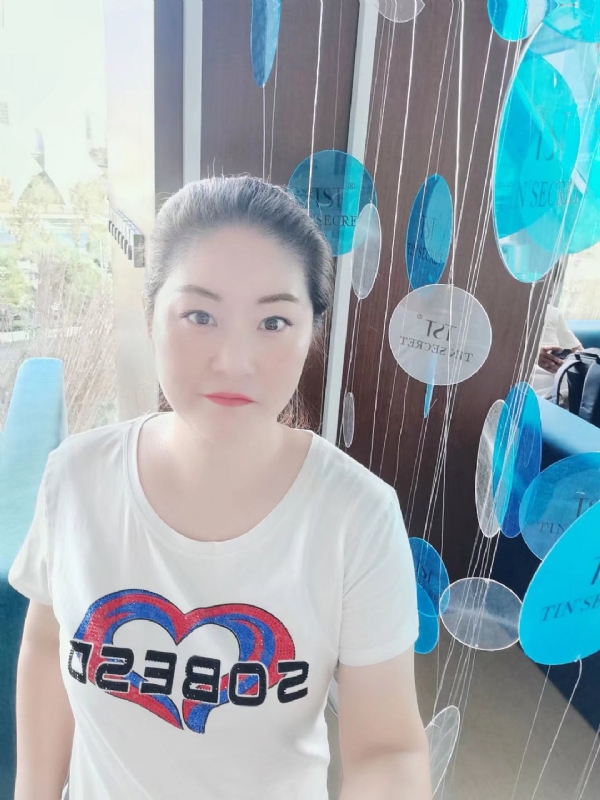 巷子里的童年的第一张照片--阜阳相亲服务中心