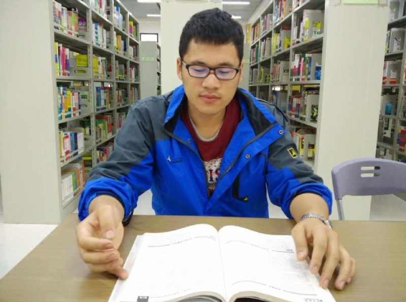 鲮的第四张照片--阜阳相亲服务中心