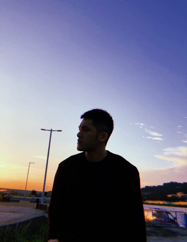 只抽半根煙的第二张照片--阜阳相亲服务中心