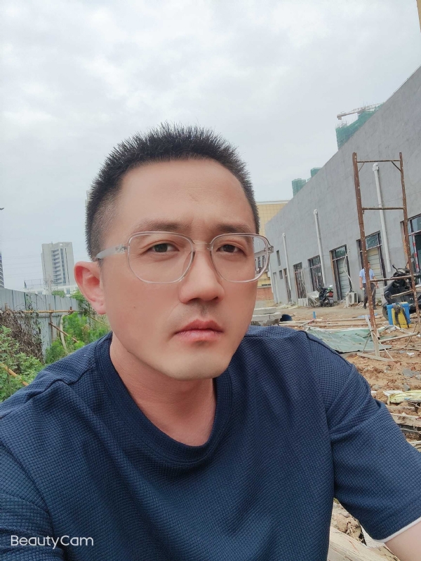 清风烈酒的第二张照片--阜阳相亲服务中心