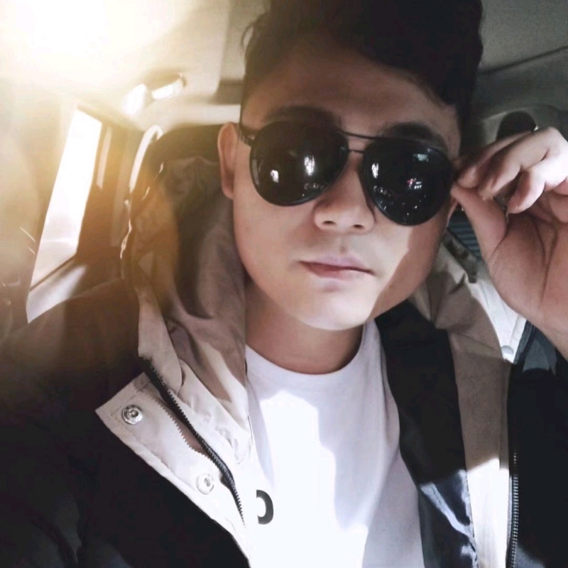 高大威武的第三张照片--阜阳相亲服务中心