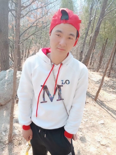 天赐人生的第一张照片--阜阳相亲服务中心