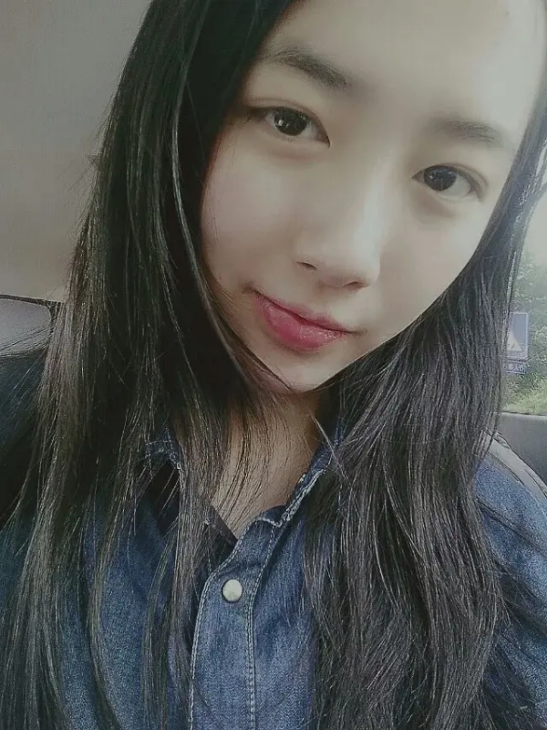 小她的第一张照片--阜阳相亲服务中心