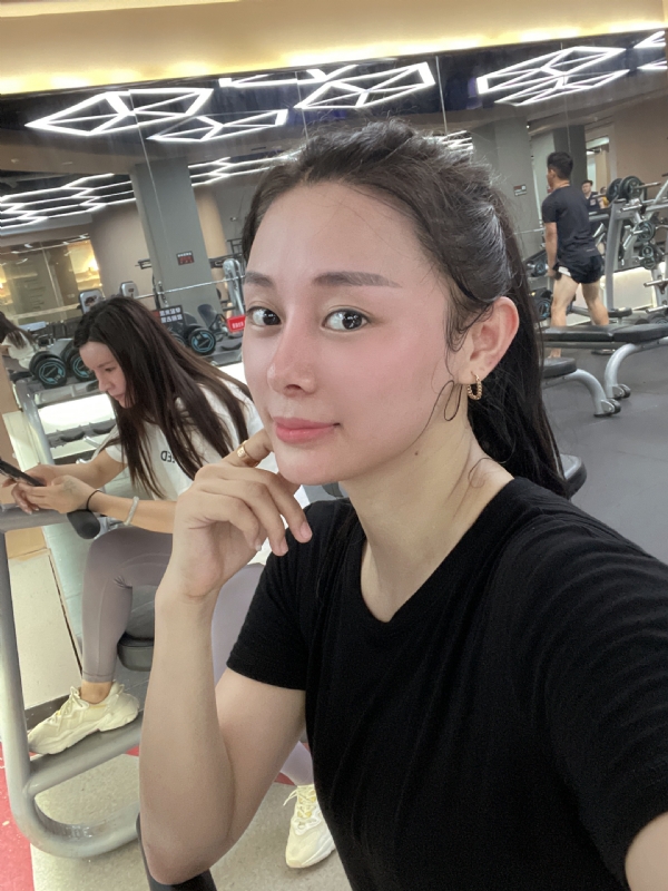 凉人心的第二张照片--阜阳相亲服务中心