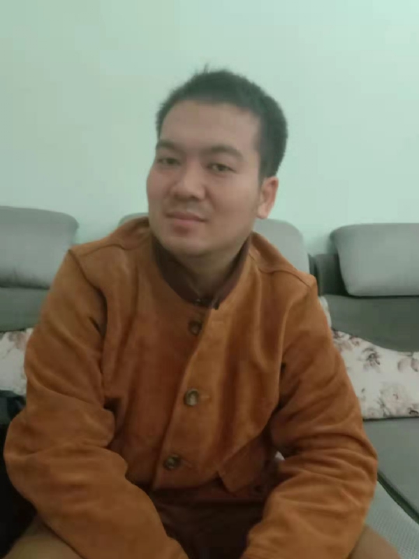 艺民的第一张照片--阜阳相亲服务中心