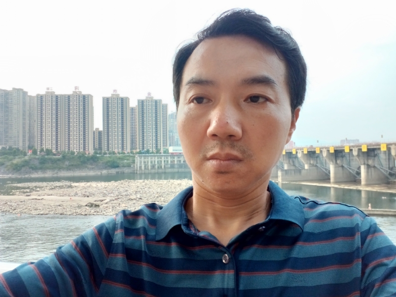 yangguang的第一张照片--阜阳相亲服务中心