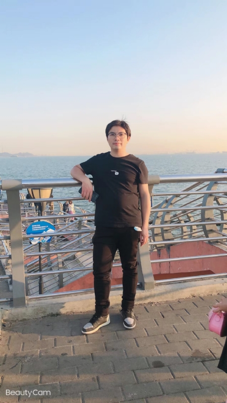 陆迅的第二张照片--阜阳相亲服务中心