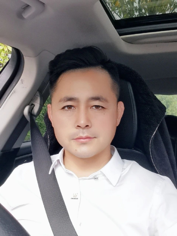 阿华大人的第二张照片--阜阳相亲服务中心