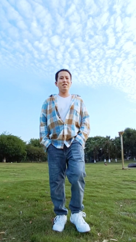 曹先生的第一张照片--阜阳相亲服务中心