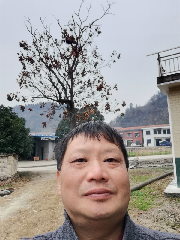 苏众青春冲浪的第一张照片--阜阳相亲服务中心