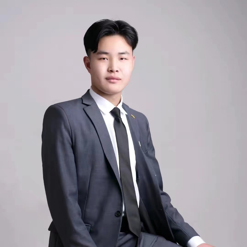 孤独的狼的第一张照片--阜阳相亲服务中心