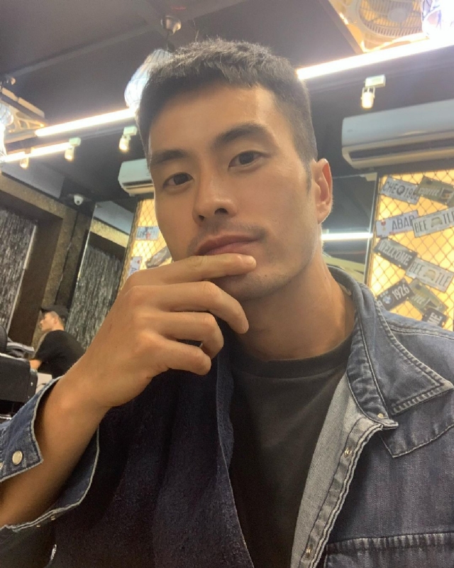 伟业强哥的第一张照片--阜阳相亲服务中心