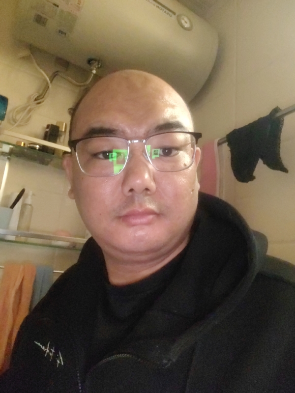 小胖子的第一张照片--阜阳相亲服务中心