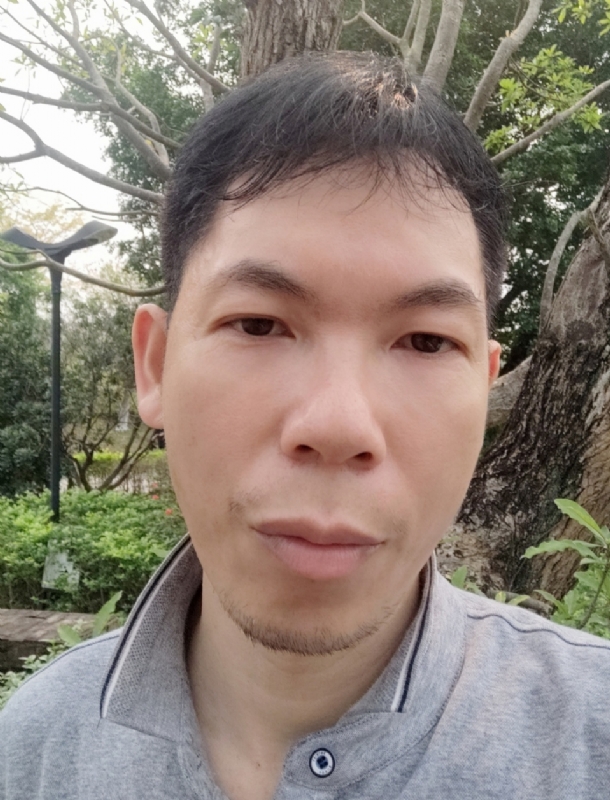 漂浮的云的第一张照片--阜阳相亲服务中心