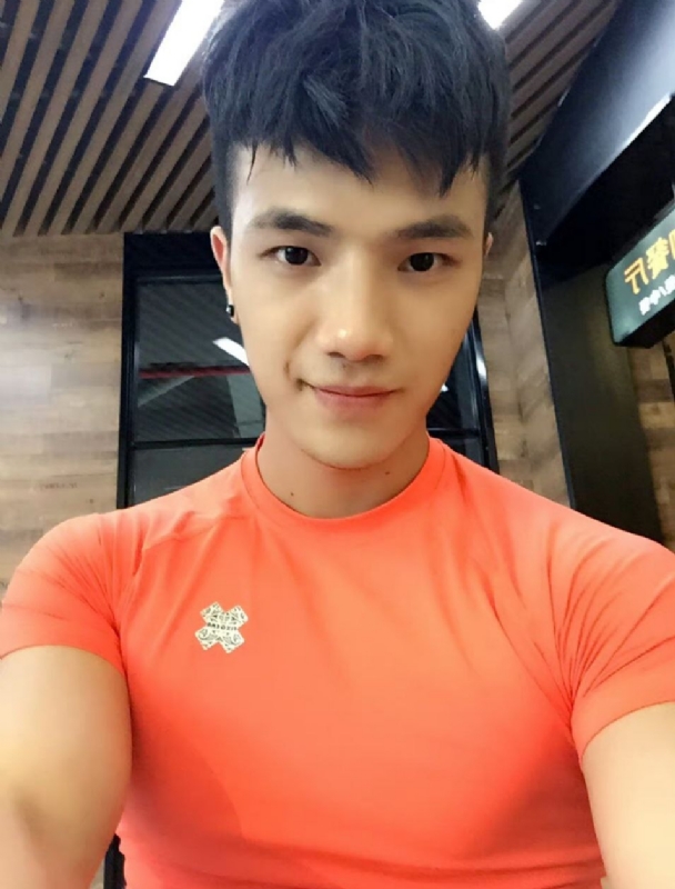 航航的第一张照片--阜阳相亲服务中心