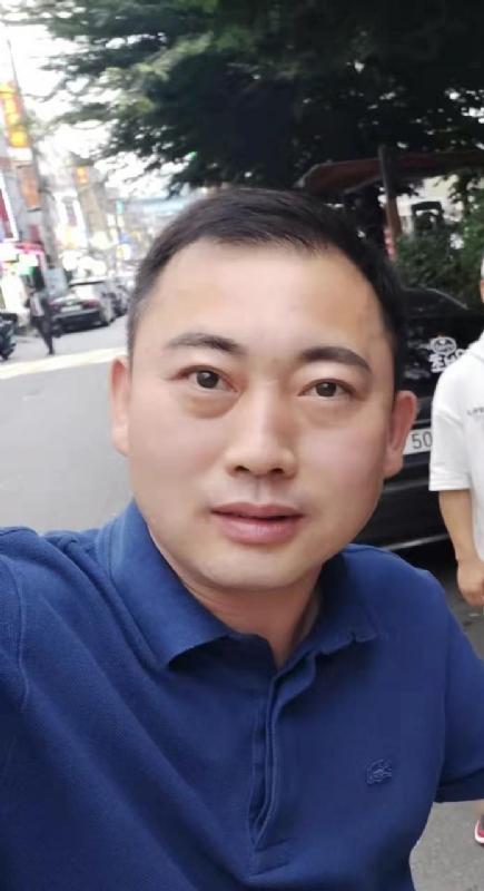 李龙的第二张照片--阜阳相亲服务中心