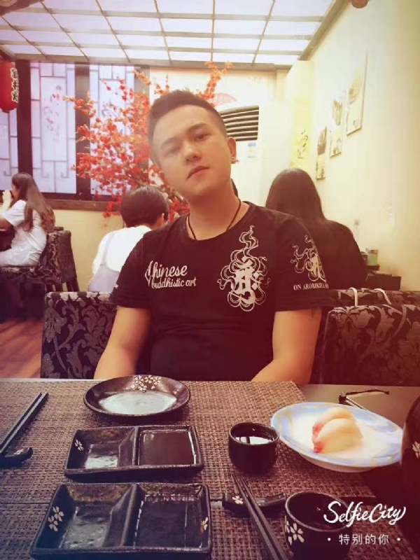 夏天的第四张照片--阜阳相亲服务中心