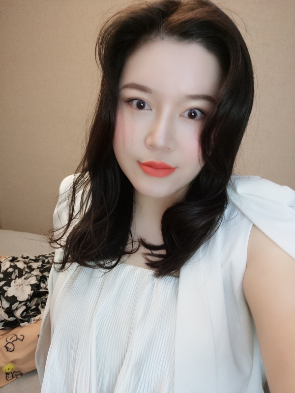 璐璐的第一张照片--阜阳相亲服务中心