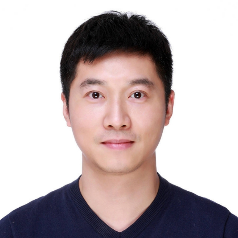 大手牵小手的第一张照片--阜阳相亲服务中心