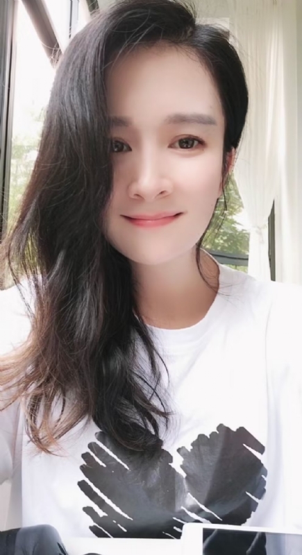 晨曦的第一张照片--阜阳相亲服务中心