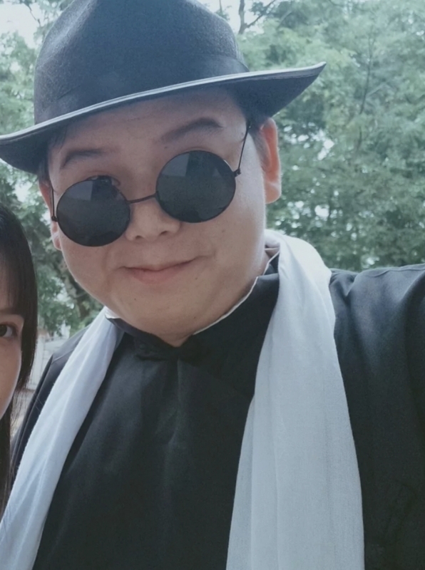 小路口的第一张照片--阜阳相亲服务中心