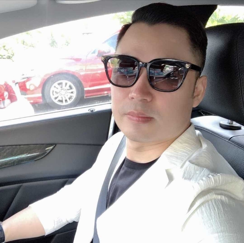 佳缘的第一张照片--阜阳相亲服务中心