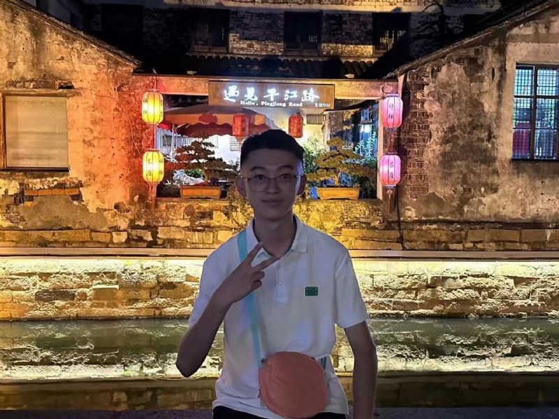 李四的第一张照片--阜阳相亲服务中心