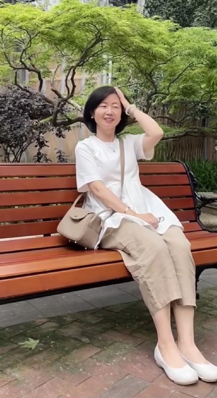 千年老母猪的第二张照片--阜阳相亲服务中心