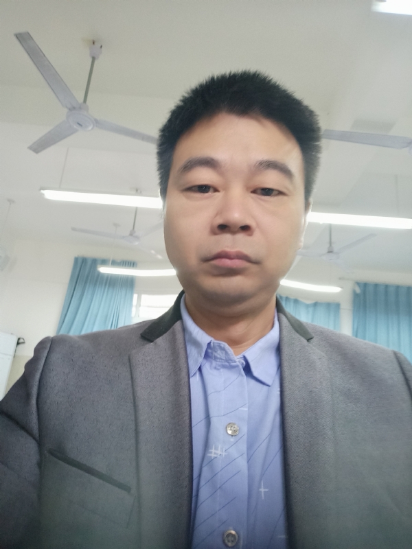 cyc的第二张照片--阜阳相亲服务中心