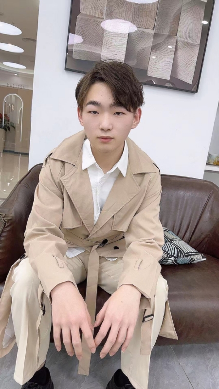 啊哲的第二张照片--阜阳相亲服务中心