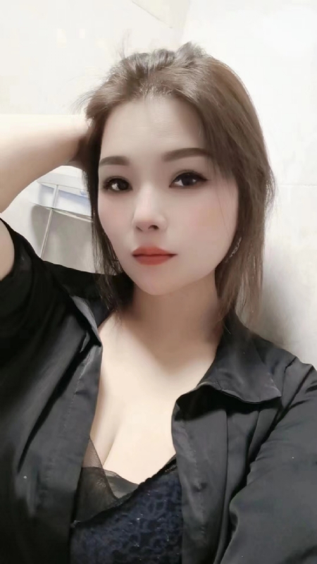 爱笑的女孩的第一张照片--阜阳相亲服务中心