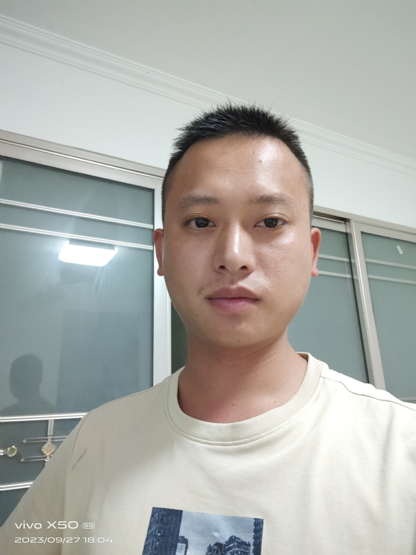 小yan同学的第一张照片--阜阳相亲服务中心