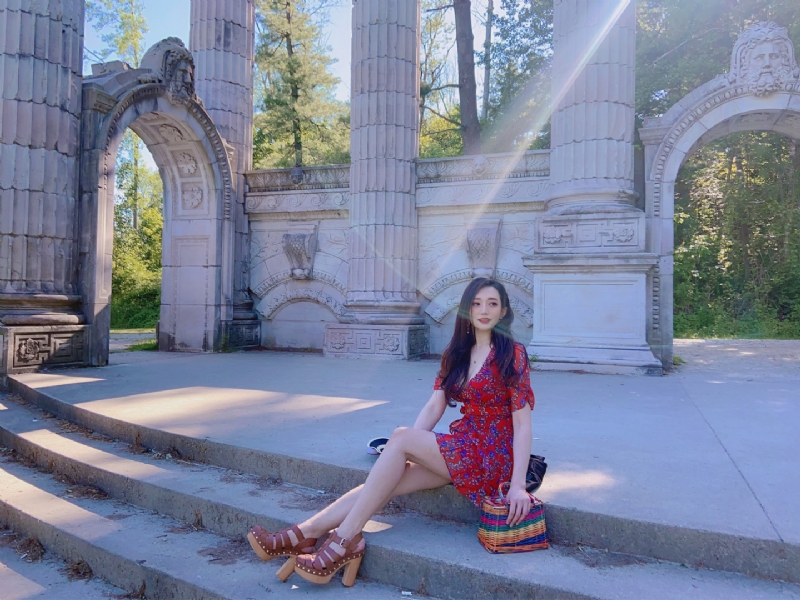 瑜瑜的第一张照片--阜阳相亲服务中心