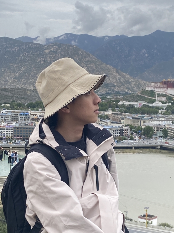 Lucky的第二张照片--阜阳相亲服务中心