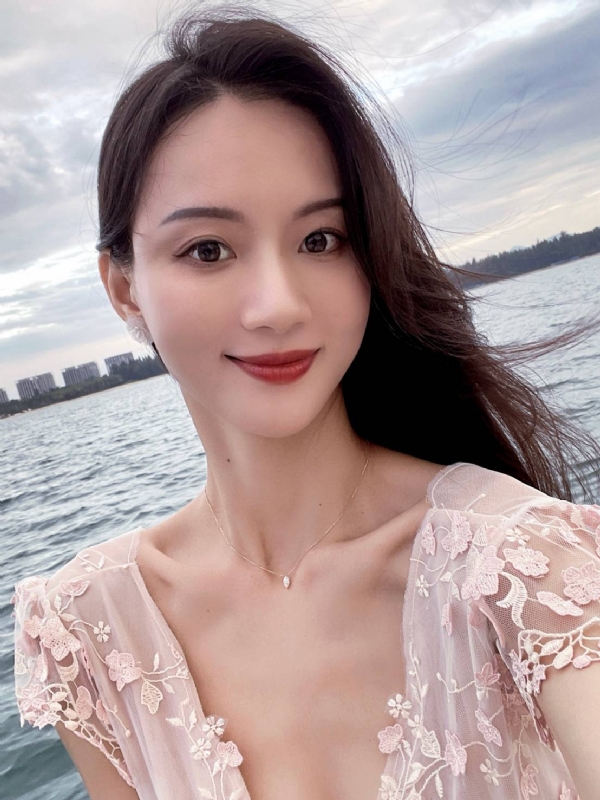 andy的第一张照片--阜阳相亲服务中心