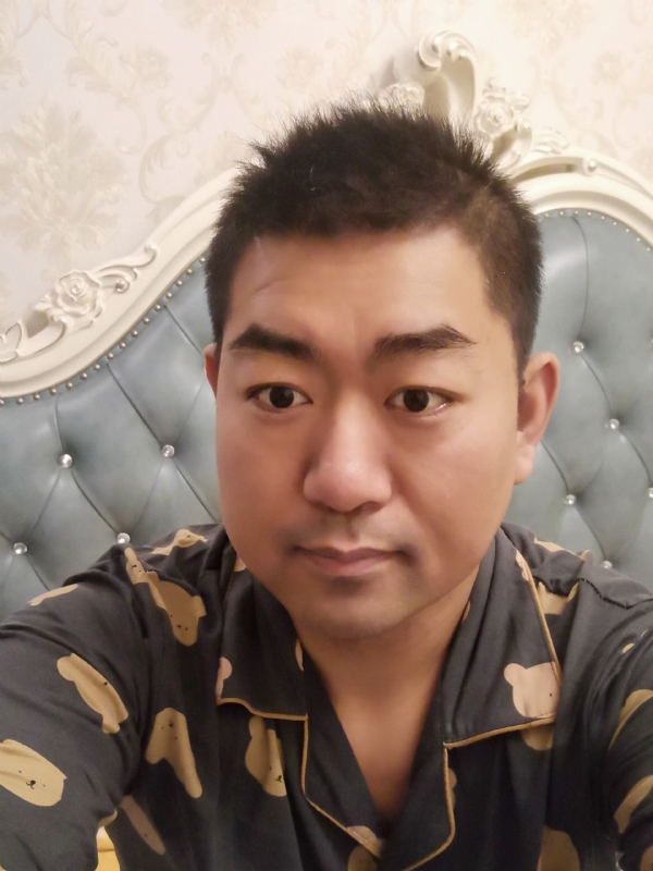 曾经的第一张照片--阜阳相亲服务中心