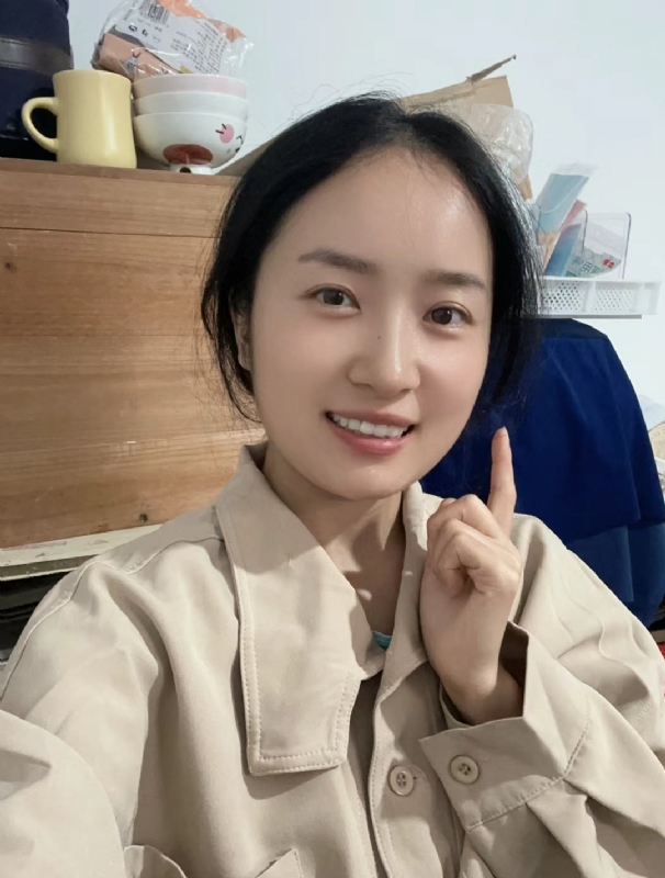 多喝热水的第一张照片--阜阳相亲服务中心