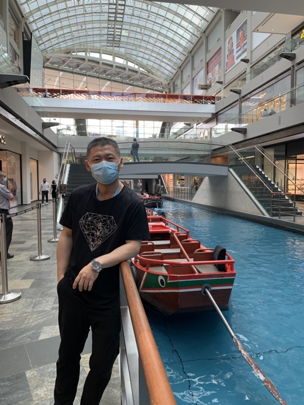 冬天的第一张照片--阜阳相亲服务中心