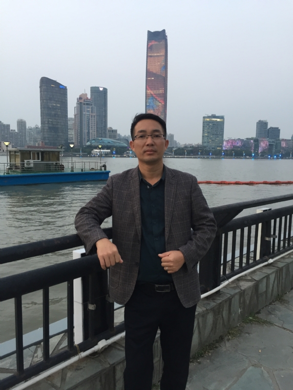 风月无边的第一张照片--阜阳相亲服务中心