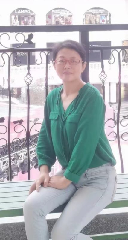 丽华的第一张照片--阜阳相亲服务中心