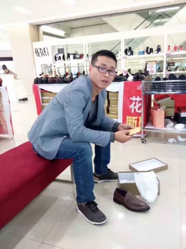 借我你的手的第一张照片--阜阳相亲服务中心