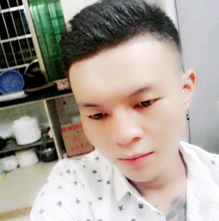 子龙的第一张照片--阜阳相亲服务中心