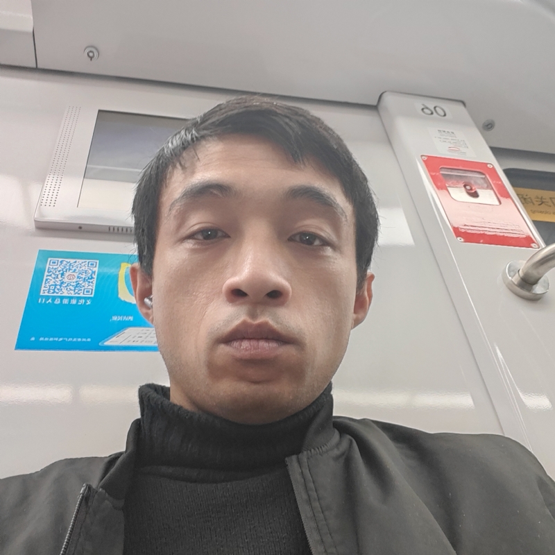 爱你么么哒的第一张照片--阜阳相亲服务中心