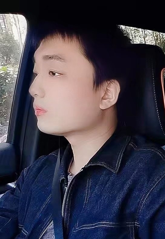 凉锦年的第一张照片--阜阳相亲服务中心